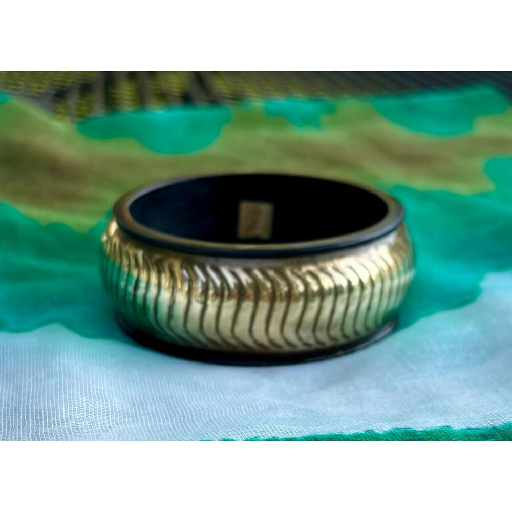 VTG Gold Tone Black Bangle Bracelet India Ribbed Statement Bracelet Boho Jewelry